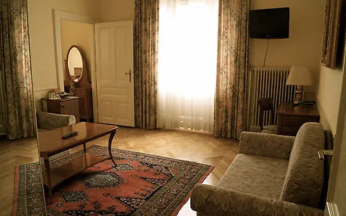 Boutique Nossek 3*